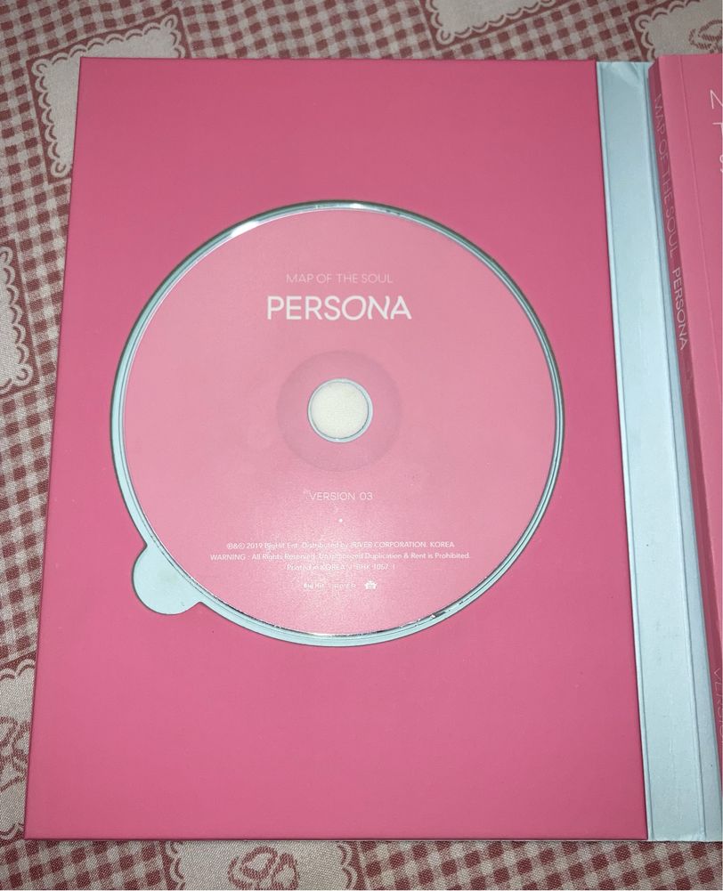 Álbum BTS PERSONA versão 3