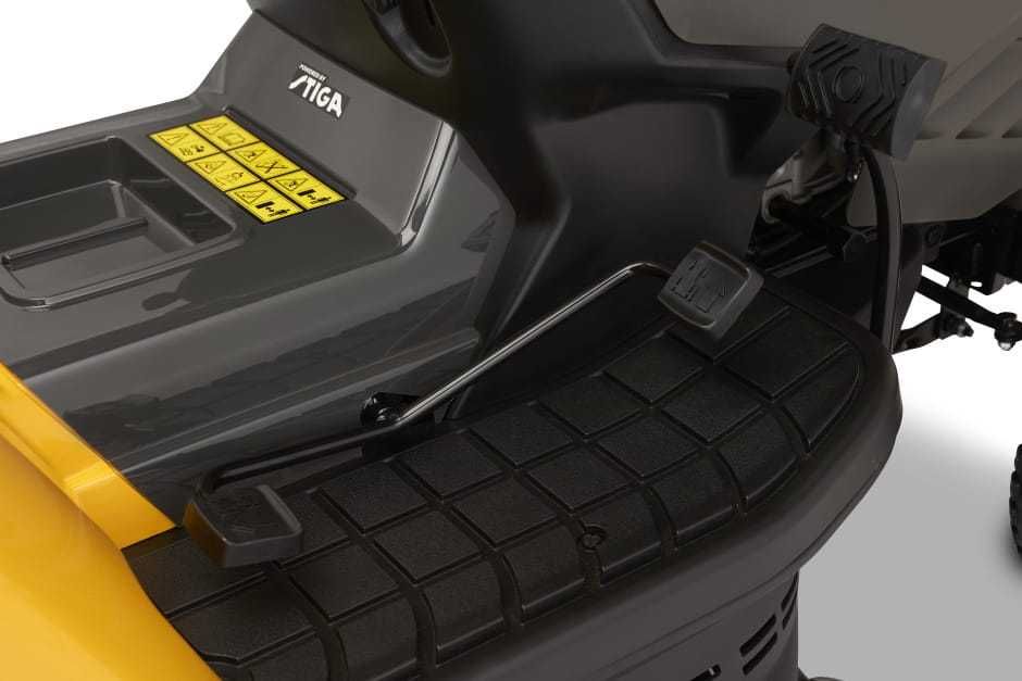 Potężny traktor ogrodowy STIGA kosiarka ST450 kosz 240L Tarnów Nowy