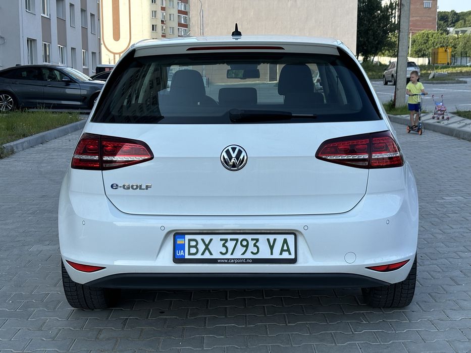 Продам Є Гольф не бит не крашегий