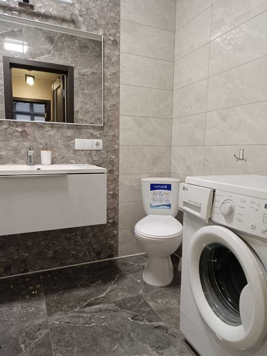 Розкішна 2к квартира в центрі міста