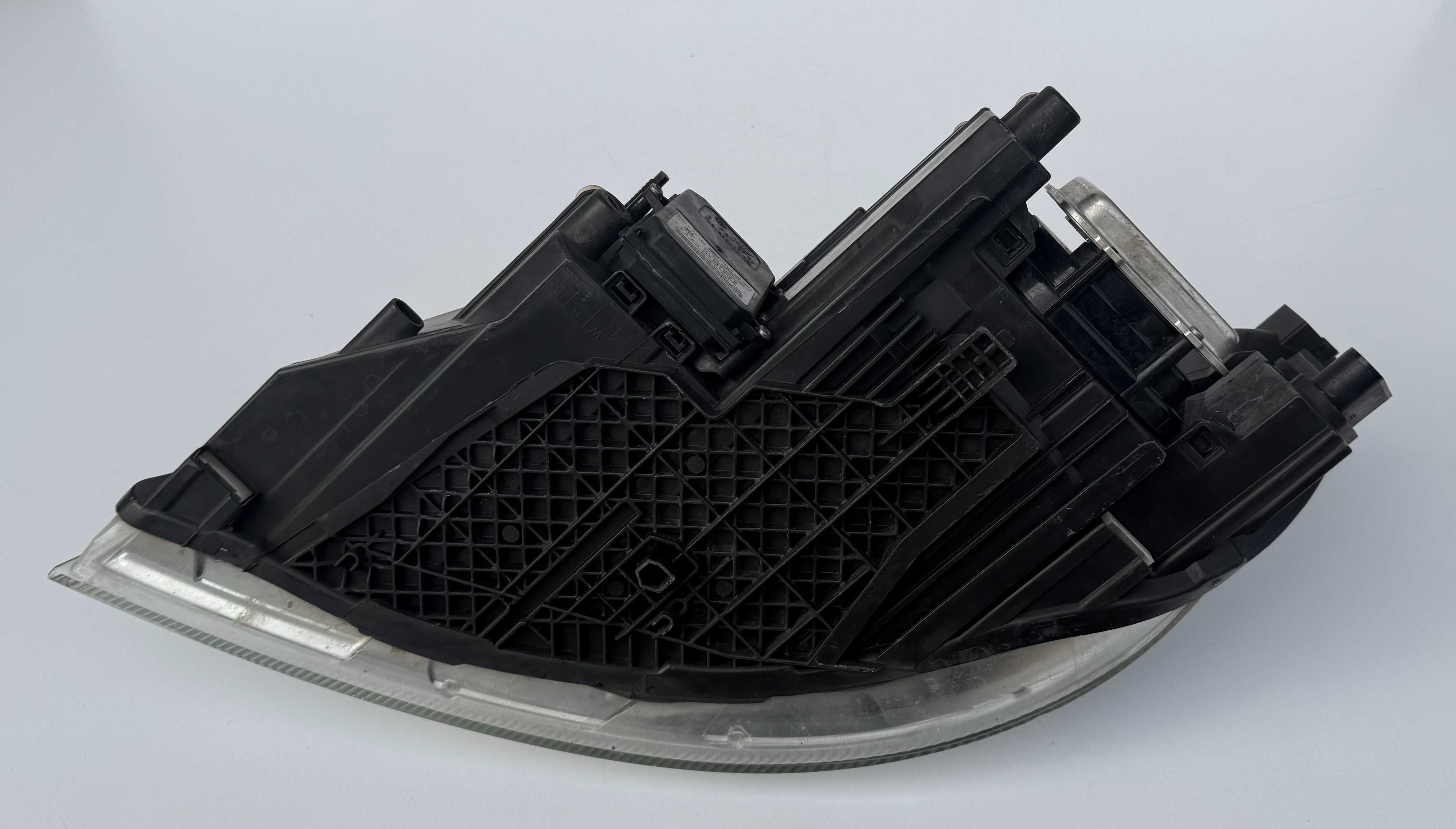 Lamy Skoda Octavia  2 II Lift xenon Komplet Prawa Lewa