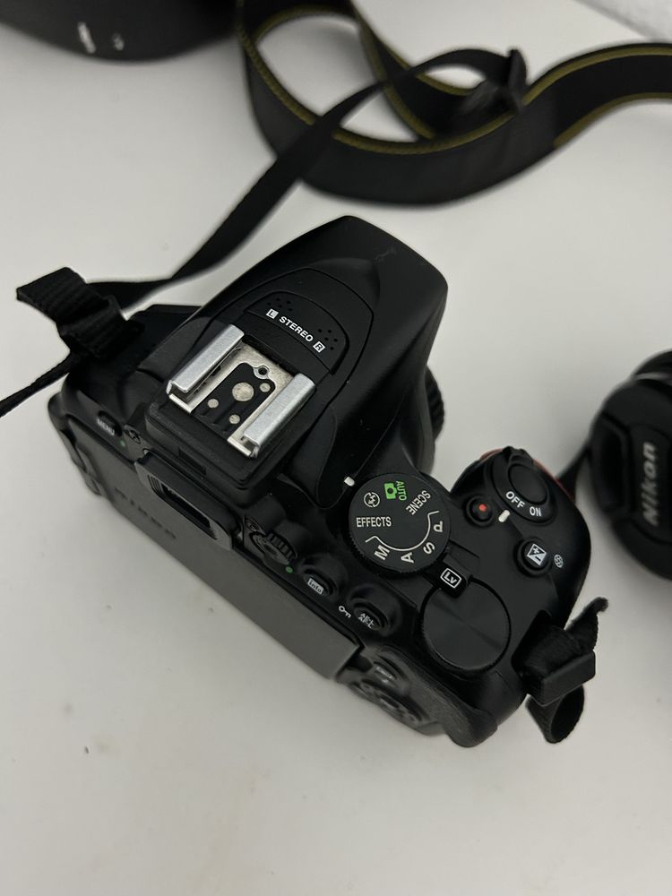 Máquina Fotográfica Nikon D5600+ Mala+ Tripe