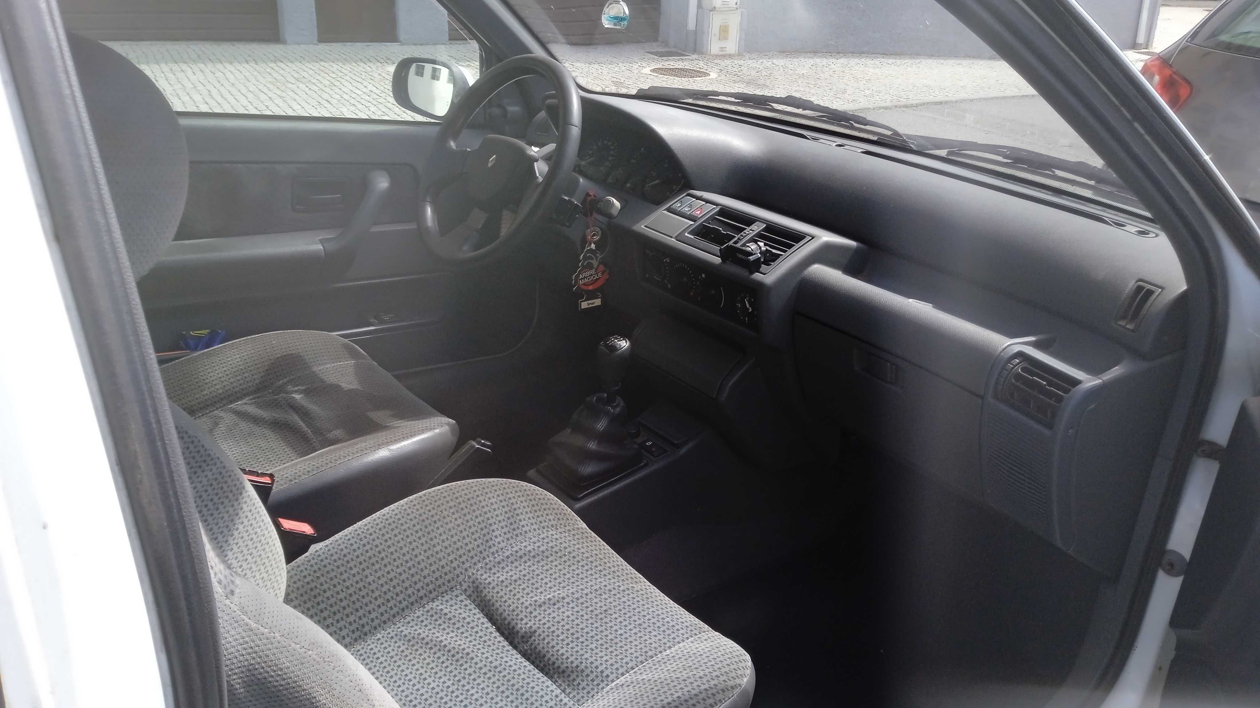 Renault Clio 1.9D Comercial