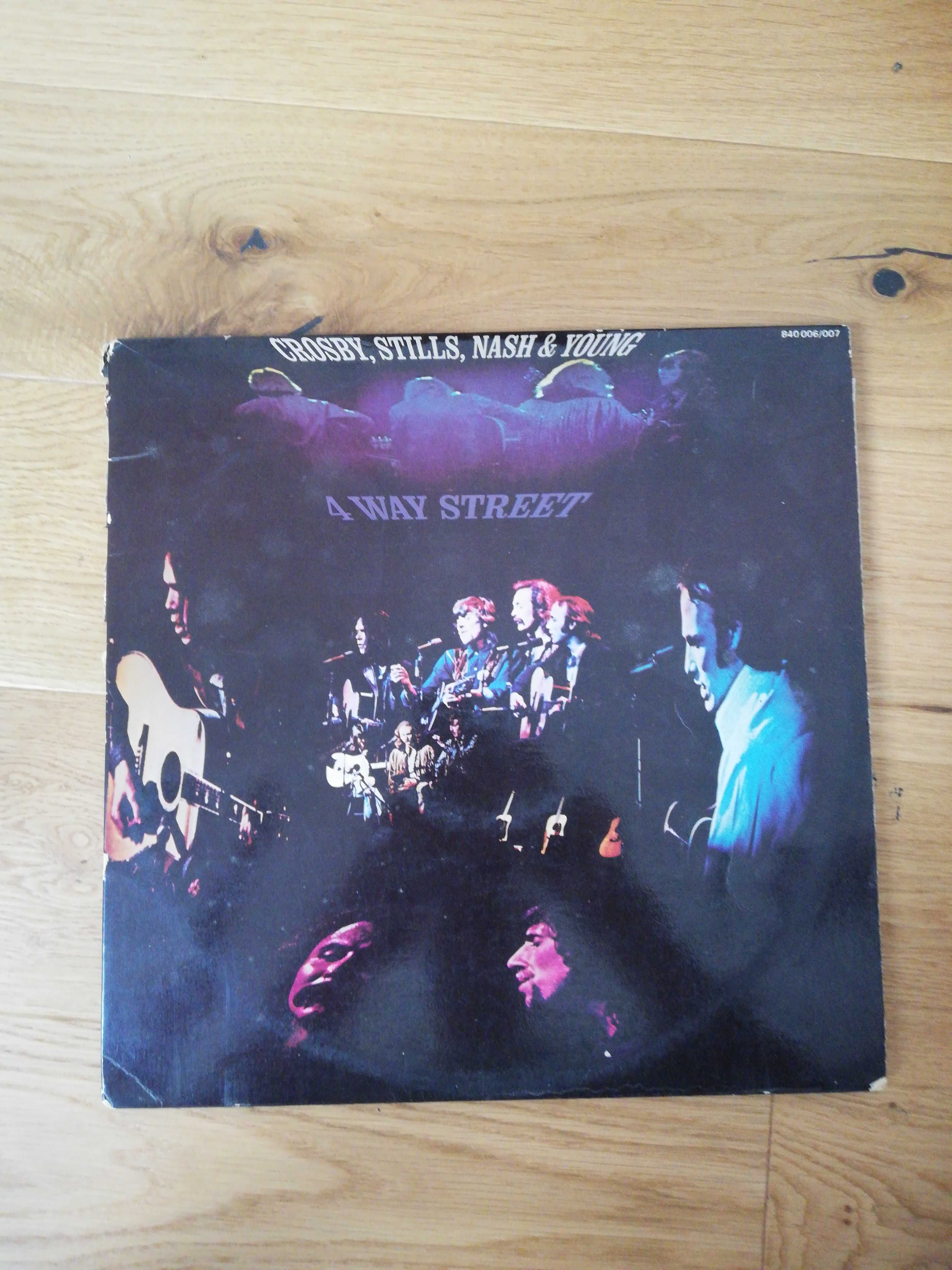 Crosby, Stills, Nash and Young 4 way street LP