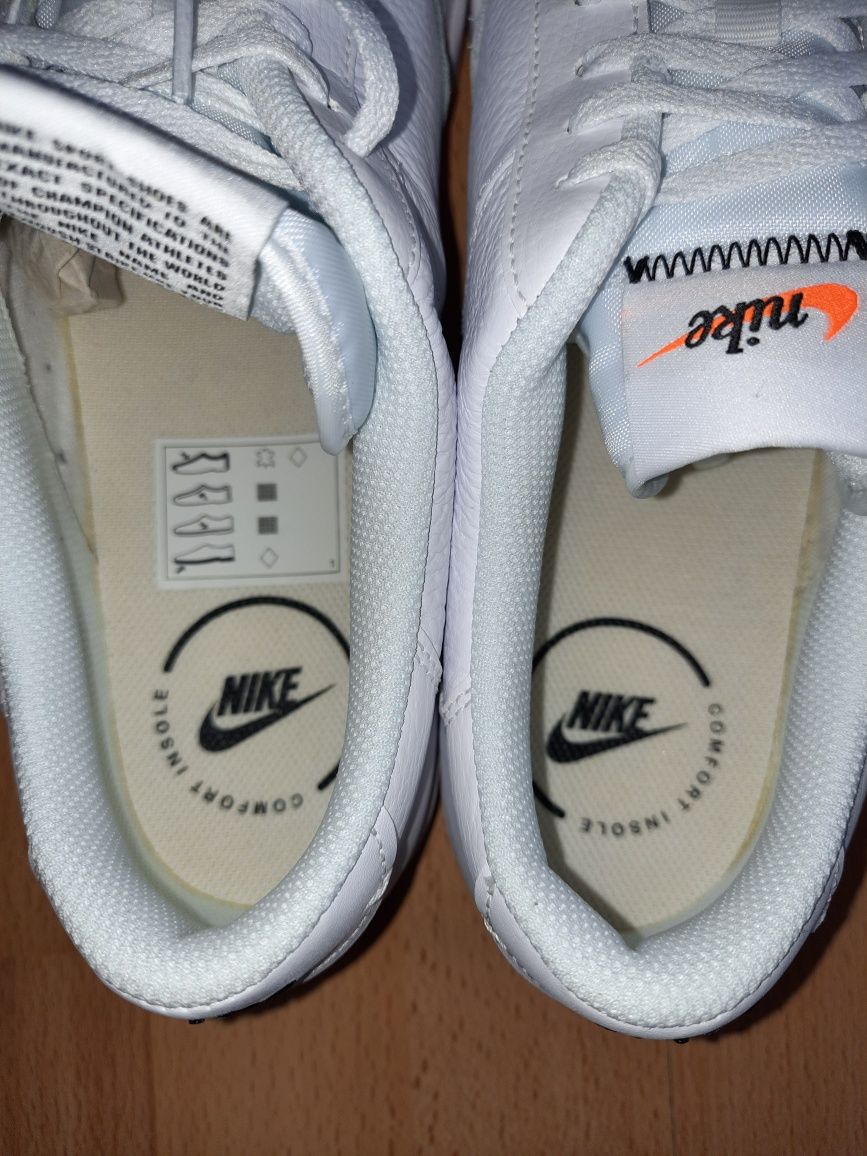 Оригінальні чоловічі кросівки Nike Court Vintage Premium White (CT1726
