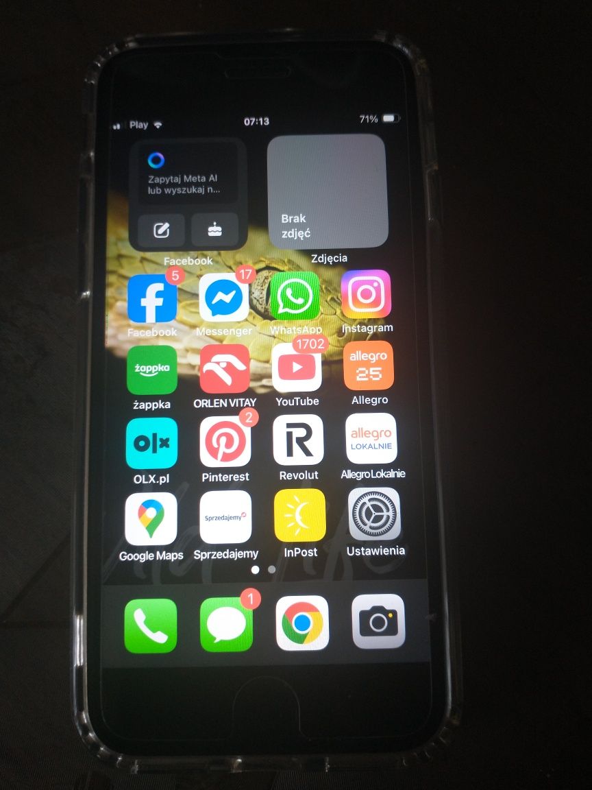 Iphone se 2020 jak nowy