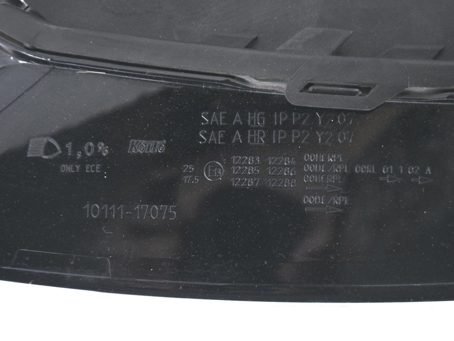 Фара ліва AUDI Q5 2008-2012 (ксенон, в зборі з блоком 8K0941597E) 8R09