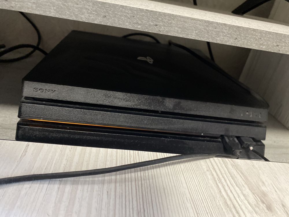 PlayStation 4 ,  продам PS 4