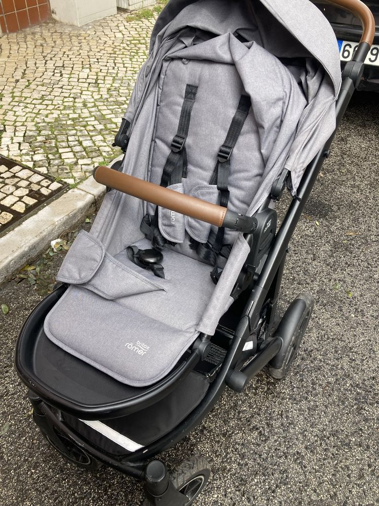 Carrinho e Ovinho Smile 3 Britax Romer (apto para carro)