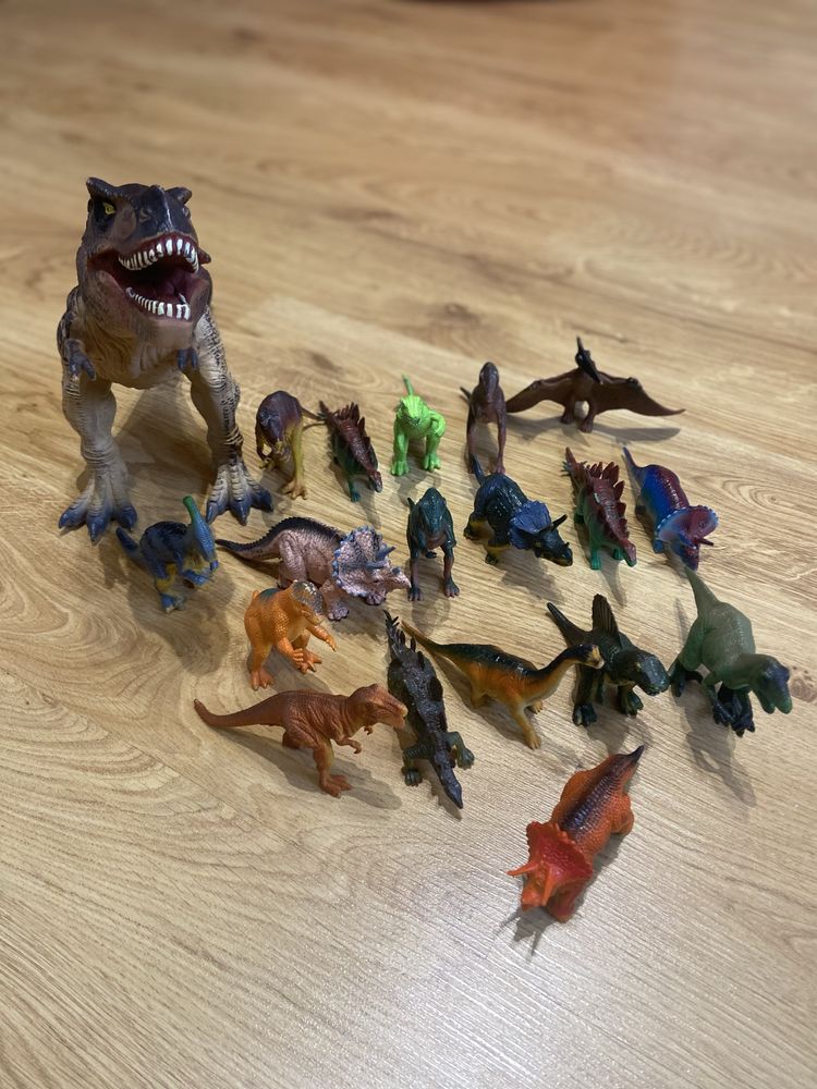 Figurki Dinoaurow - 19 sztuk