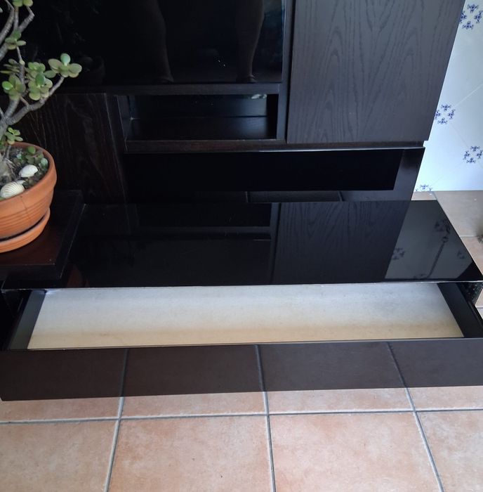 Móvel de entrada espelho e sapateira