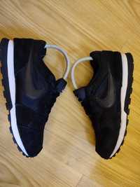 Кроссовки Nike MD Runner 2
