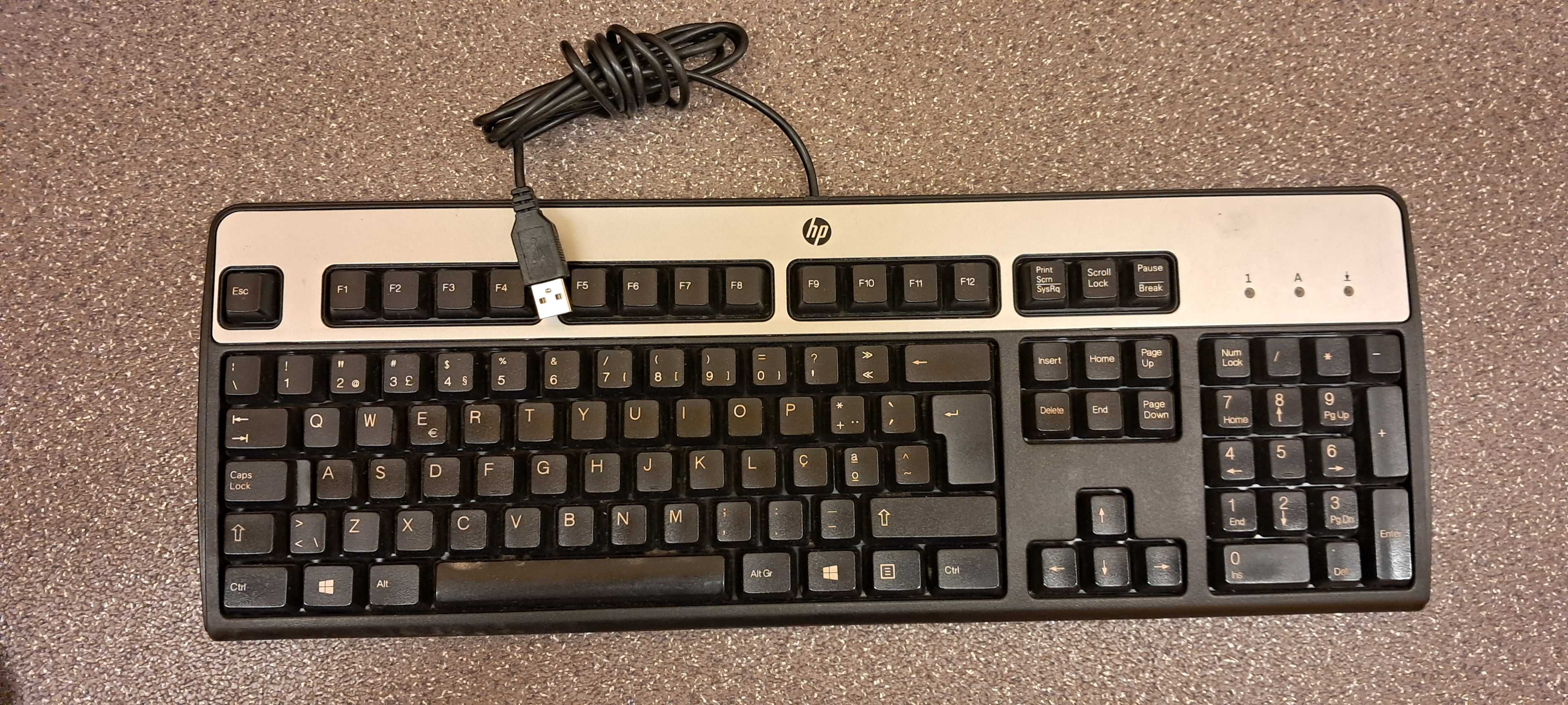 Teclados HP e Fujitso