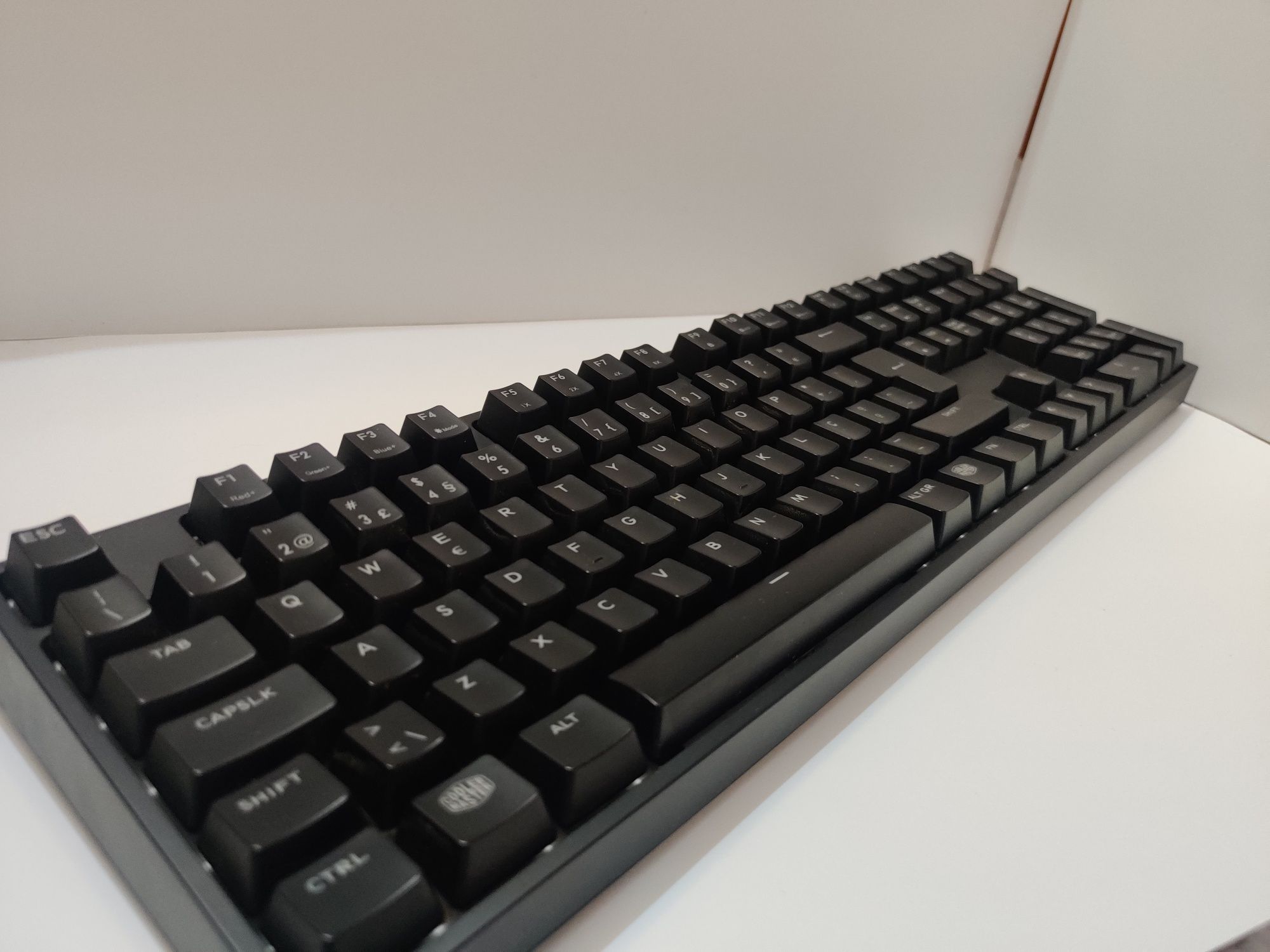 Teclado Mecânico Cooler Master RGB