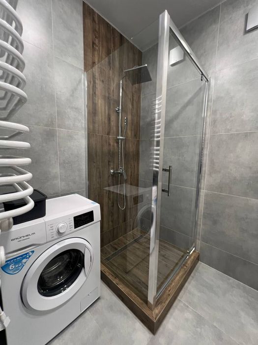 Оренда 2 км квартири в ЖК з підземним паркінгом