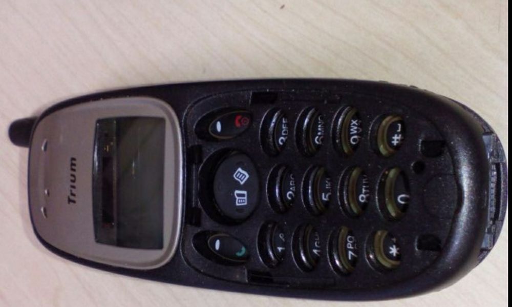 Telemóvel Trium.
