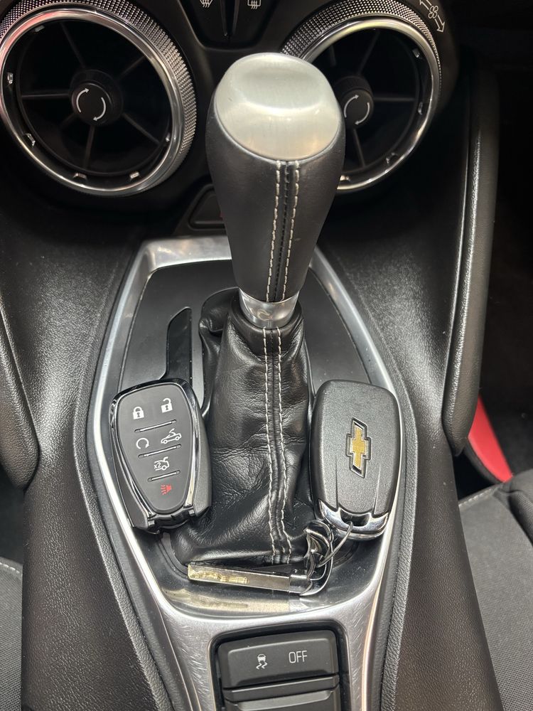 Chevrolet Camaro Corvette lampy tyl polski fale kluczyki kodowanie