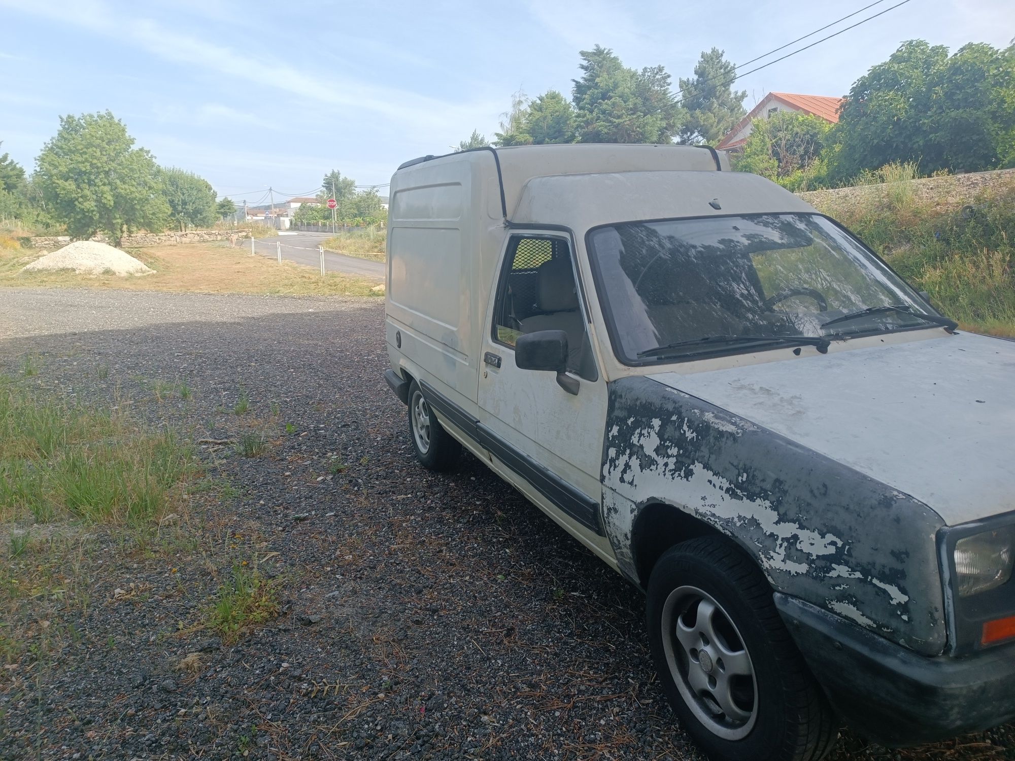 Vendo Renault express 1.9d