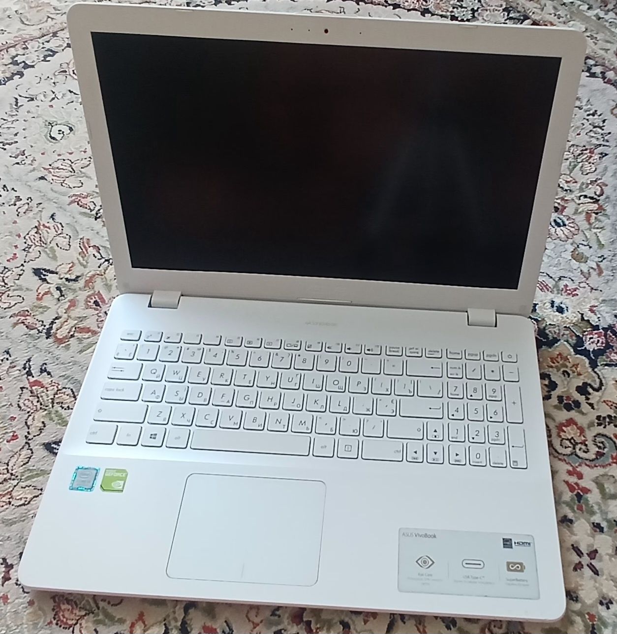 Asus VivoBook X542UF-DM400