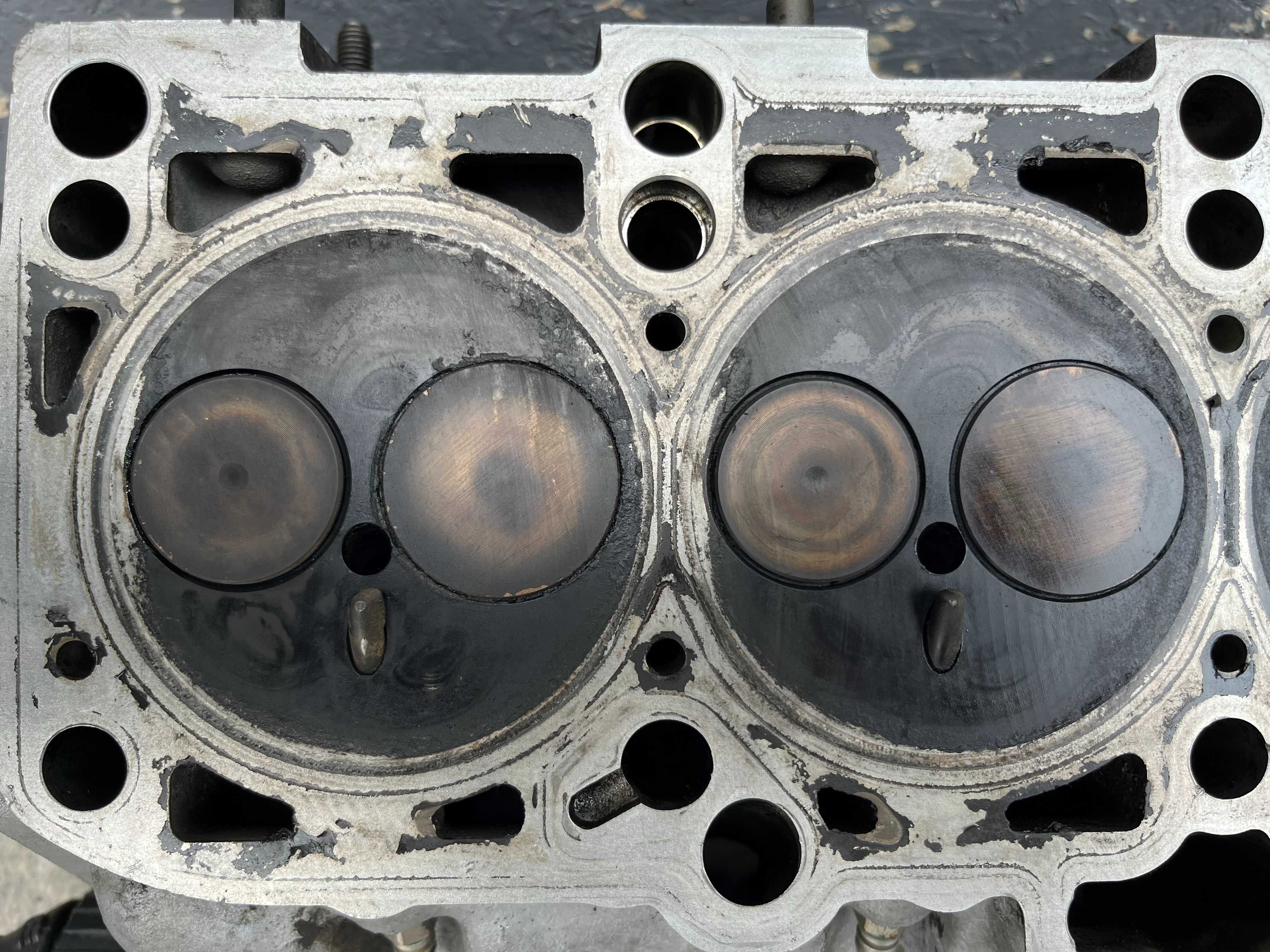 ГБЦ головка блока VW T5 Golf 4 Passat B5 B6 Touran 1.9 2.0 TDI