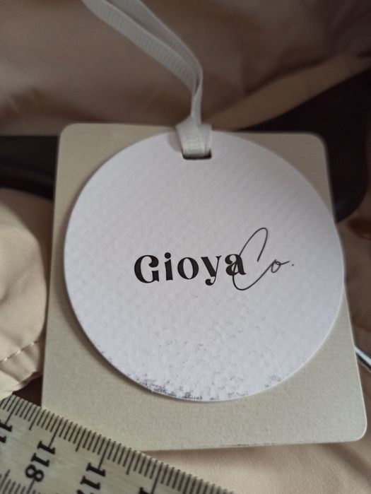 Jasna beżowa kurtka Gioya
