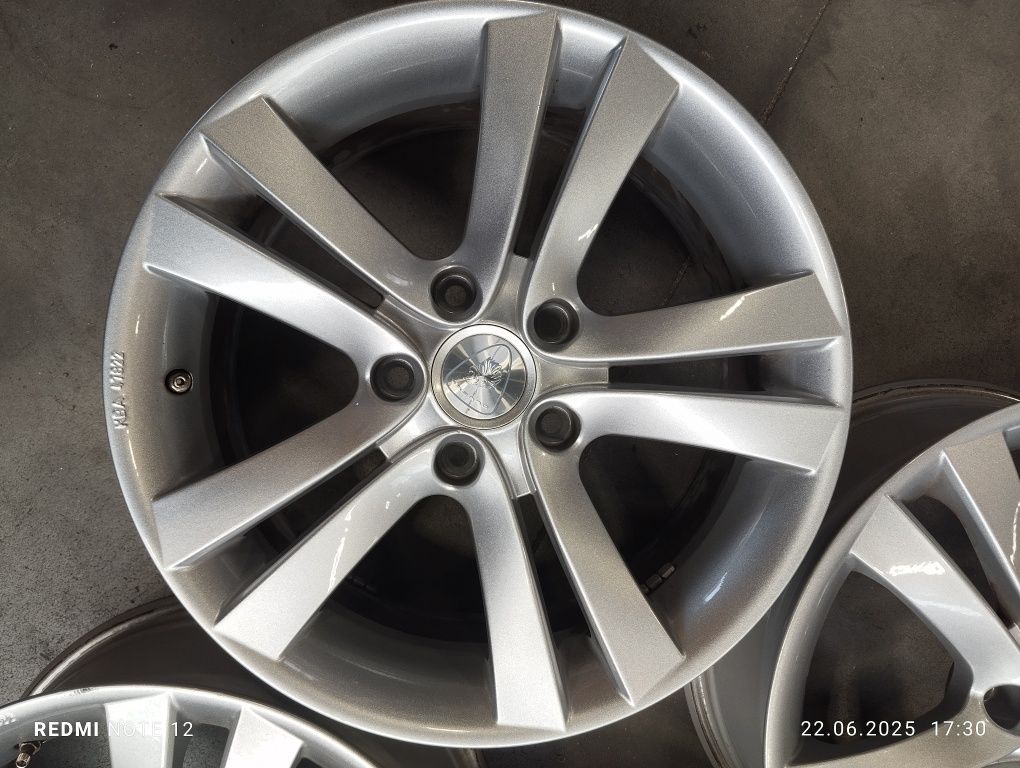 Alu felgi 5x120 BMW e90 e91 e92 F10 f11 opel Insignia 17 cali