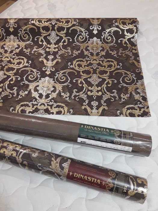 Обои виниловые на флизелиновой основе моющиеся Шпалери вінілові метров