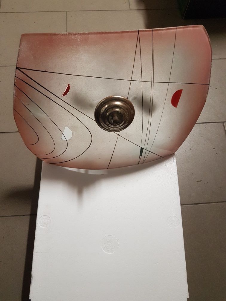 Żyrandol szklany prl retro antyk vintage A.DEEV Łódź

Przedmiotem aukc