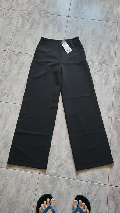 Calças largas, NOVAS com etiqueta, da C&A