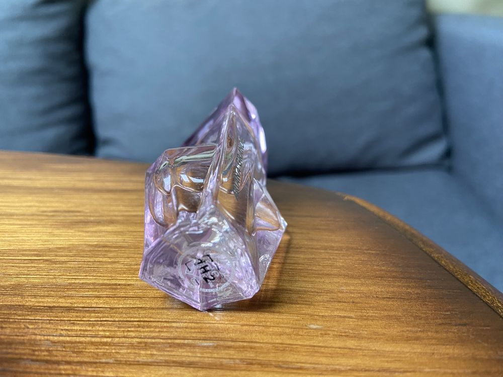 Ariana Grande R.E.M. EDP 6,5 ml – orientalno-waniliowa miniatura