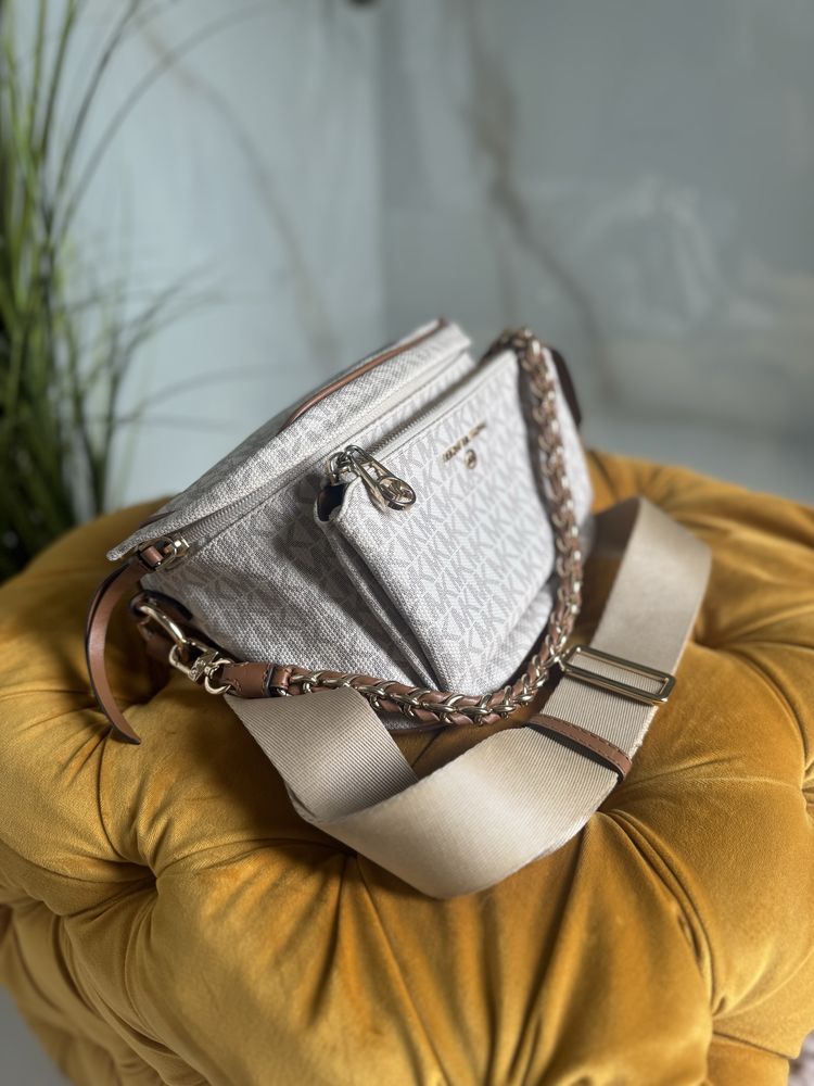 Nerka Slater Michael Kors Vanilla Monogram MK