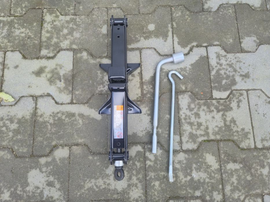 Lewarek klucz mazda cx3 cx5 cx9