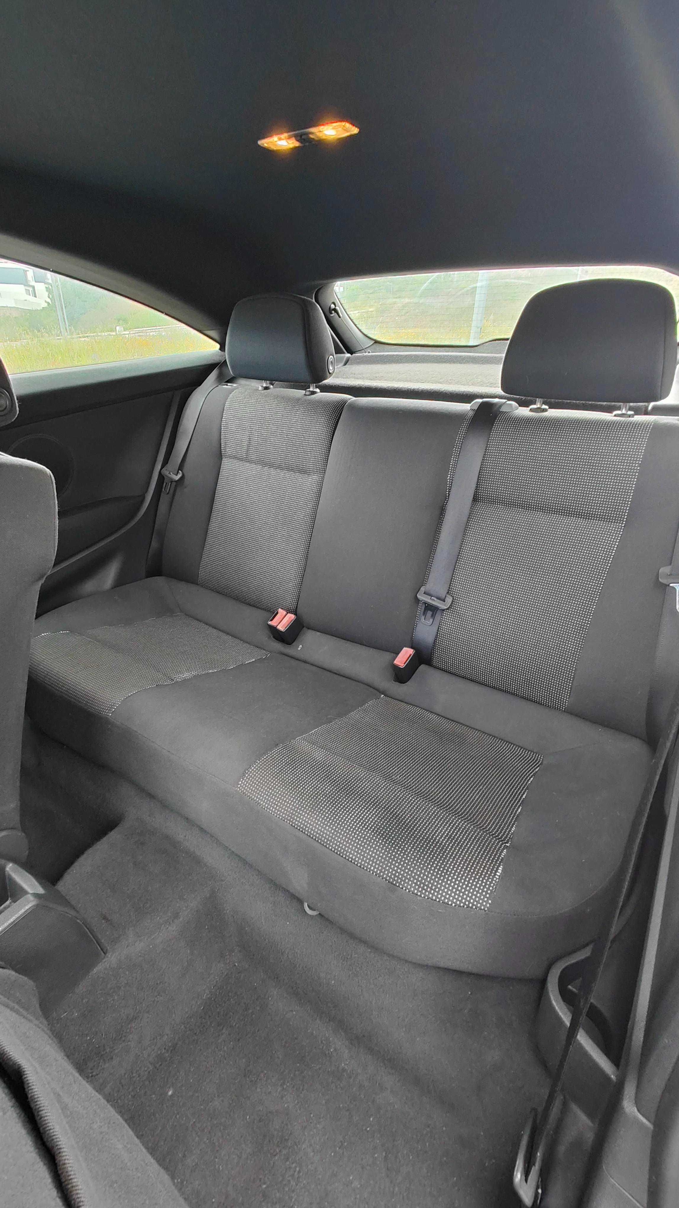 Opel Astra GTC 1.3