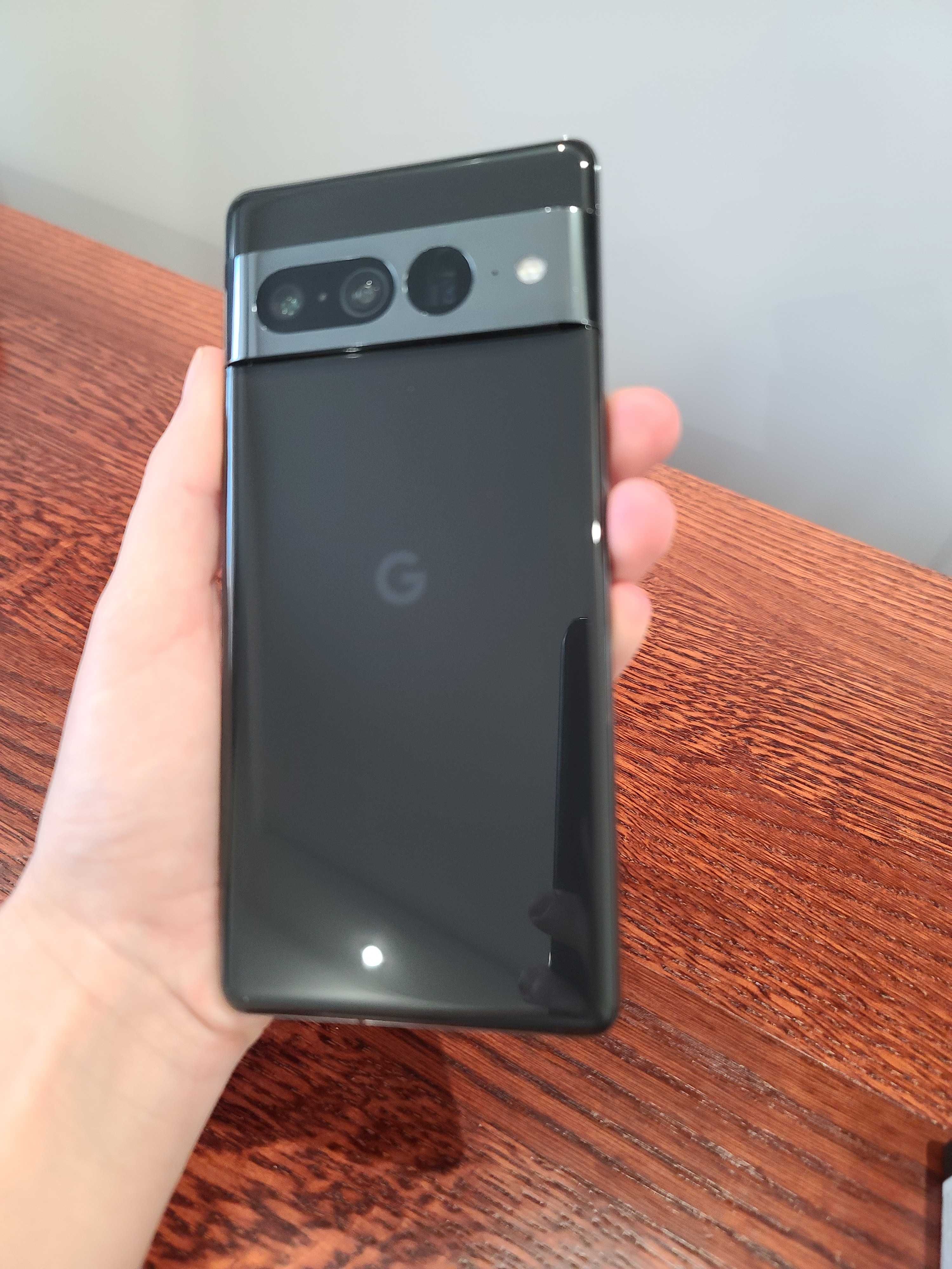 Google Pixel 7 Pro 12/128GB Obsidian 10 циклів заряду