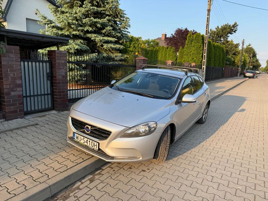 Volvo V40 1,6 110 Km Salon Polska - Serwisowany Czyste wnętrze zadbany