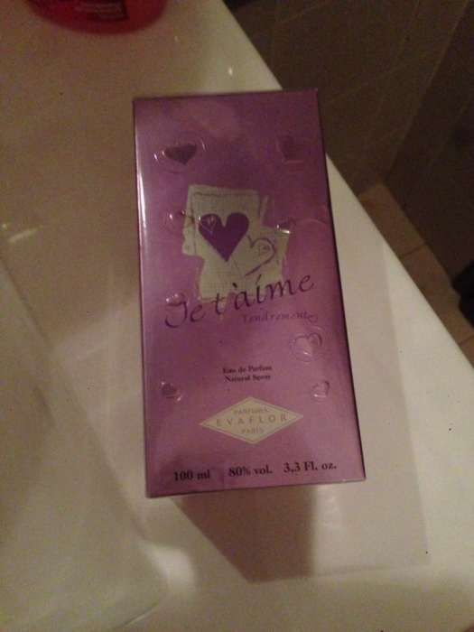 Vendo perfume Je t'aime novo 100 ml