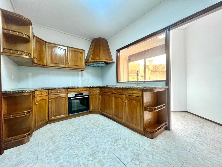 Apartamento T3, Rua 19, Espinho