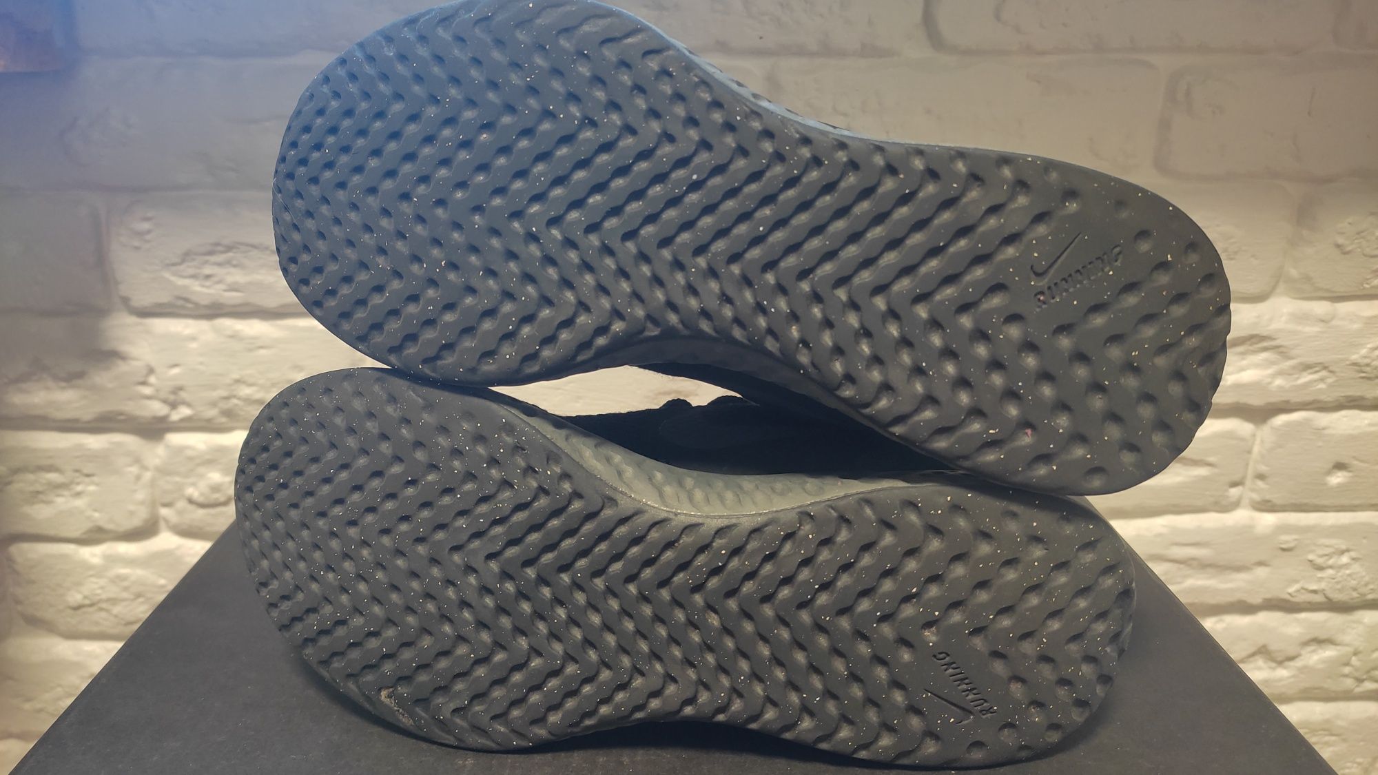 Кроссовки Nike 35,5 размер 22,5 см