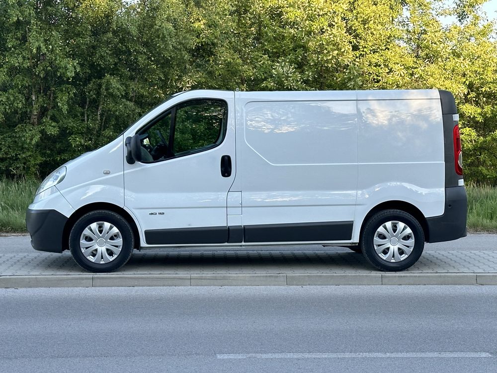 Nissan Primastar (Trafic Vivaro)**Klimatyzacja**Piękny stan**