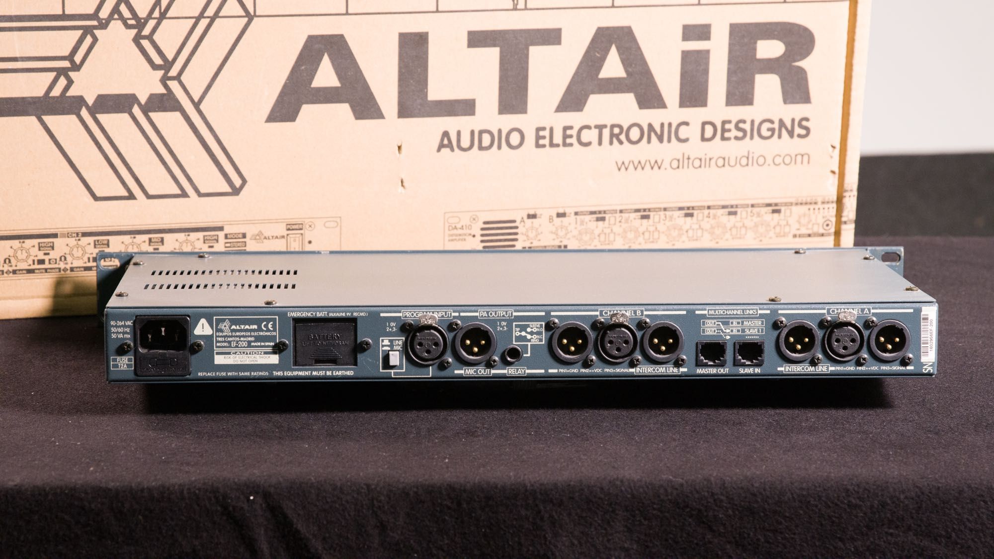 Sistema de Intercom Profissional – Altair EF 200 + EM 201 + AM100/2