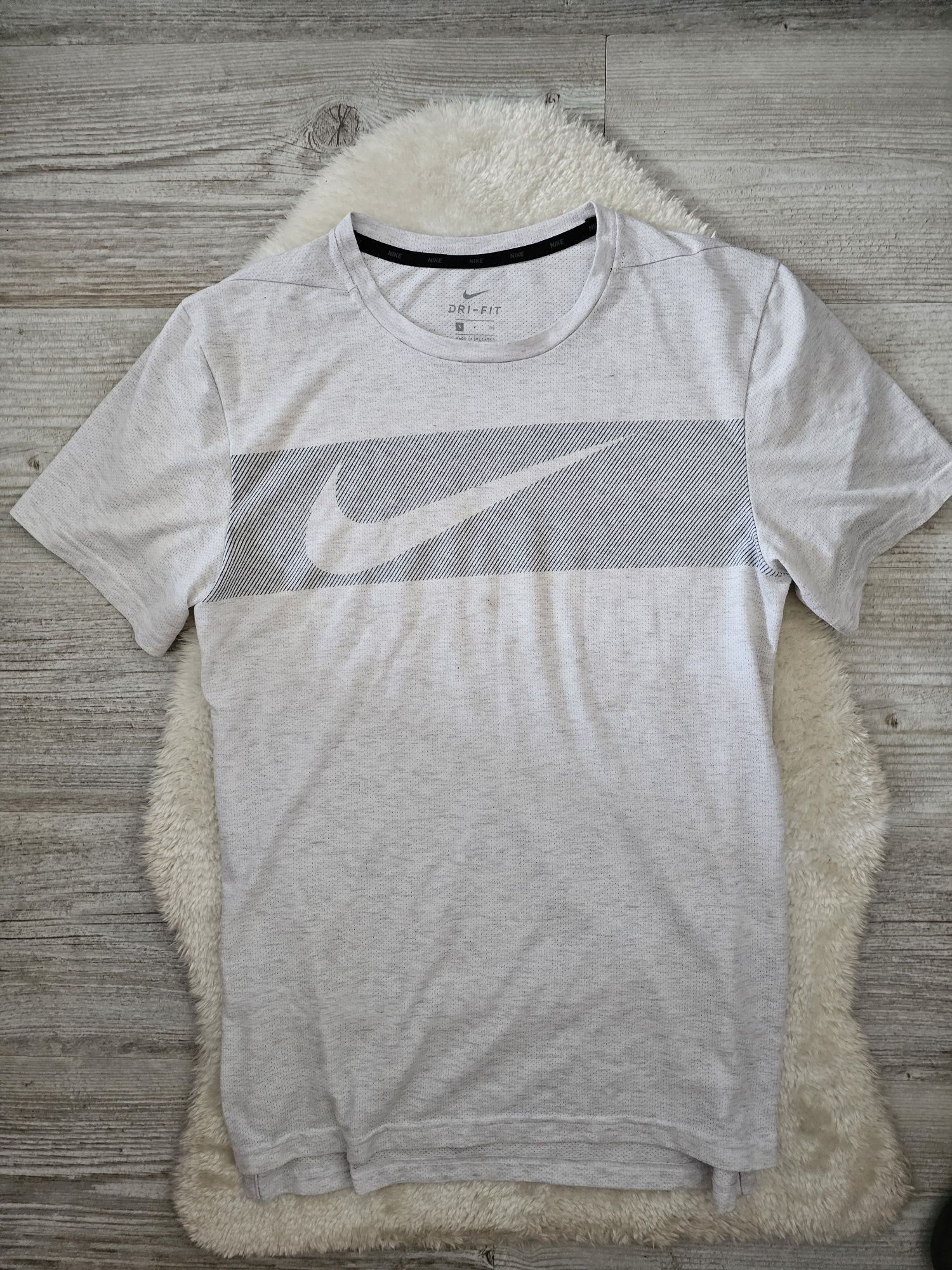 Koszulka Nike Dri-fit Rozmiar S Biała Logo Swoosh  T-Shirt Nike Swoosh