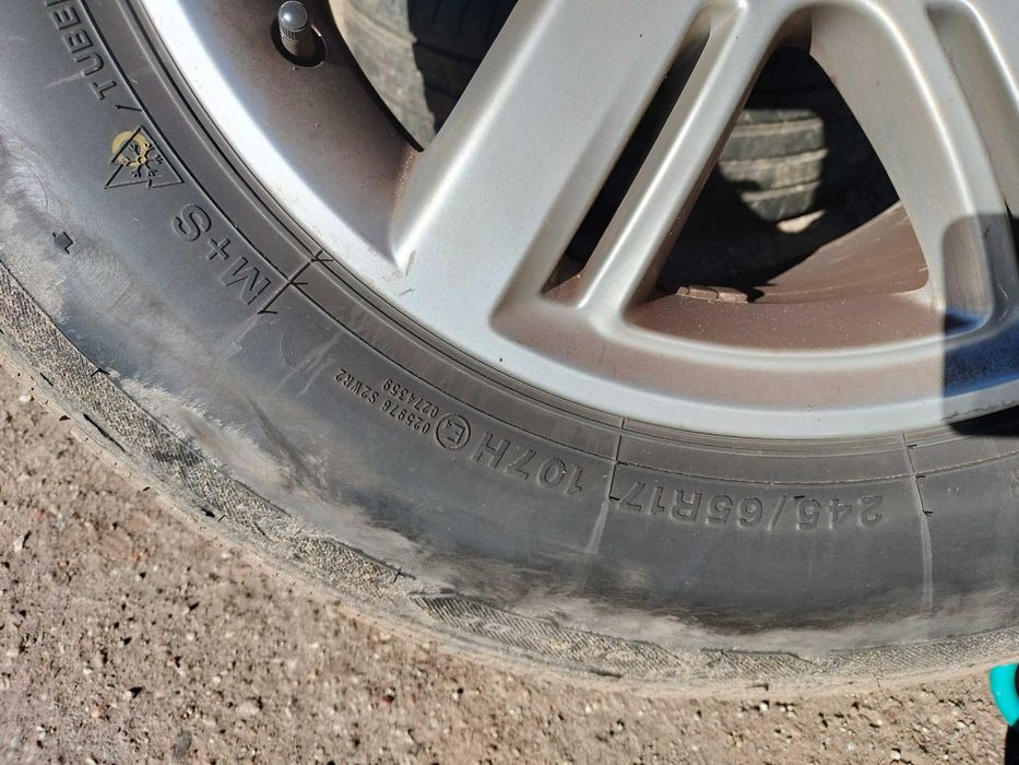 Koła zima VW Amarok T5T6 BMW oryginalne. 245/65 R17 107H ,NOWE OPONY .