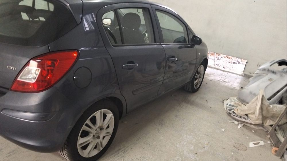 Opel corsa D Cdti 1.3