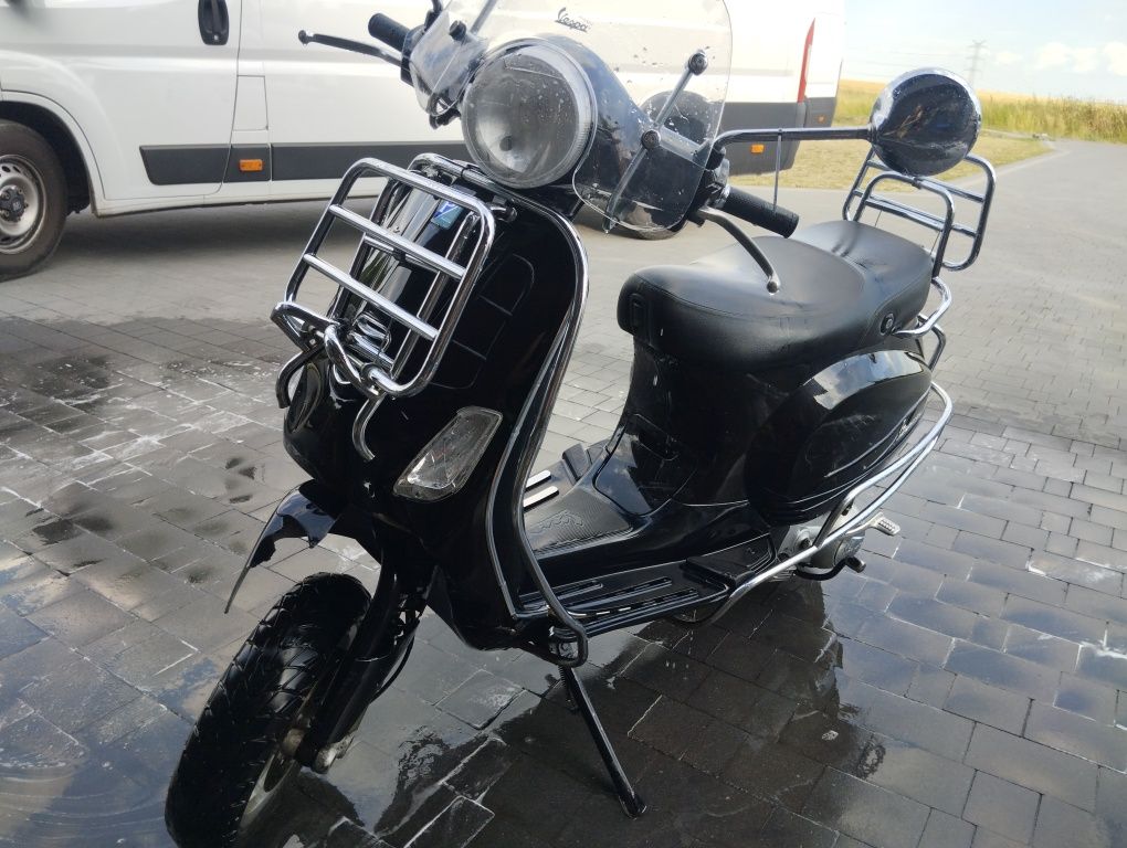Skuter Piaggio Vespa 125 cm . Tanio