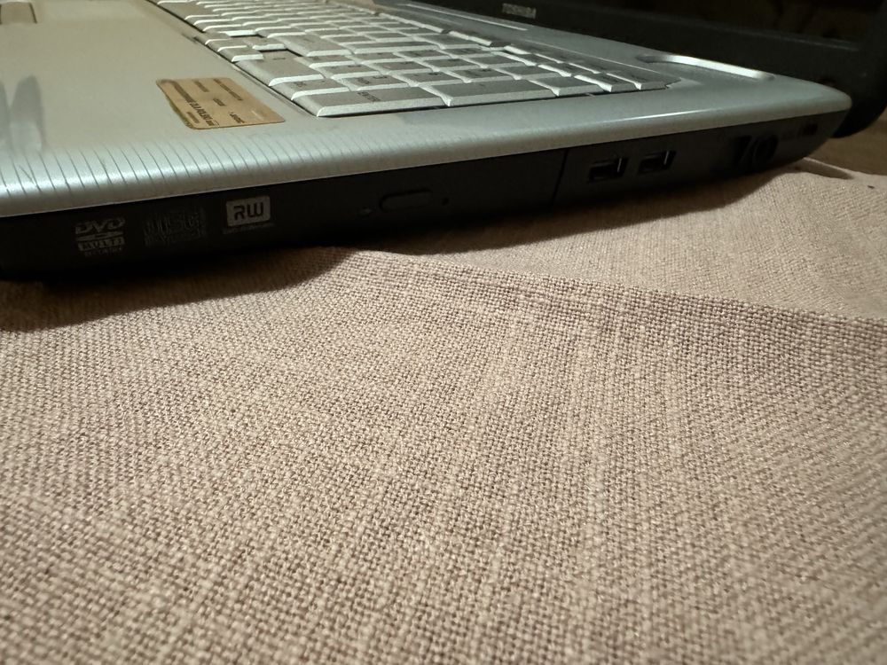 Toshiba Satellite L550D