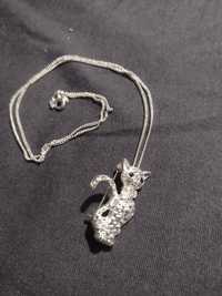 naszyjnik broszka kot srebrny z diamencikami kryształkami