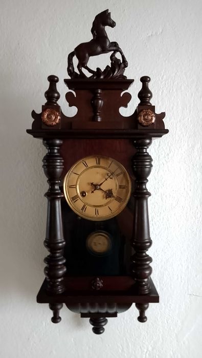 V E N D O Relógio de Parede antigo marca: JUNGHANS