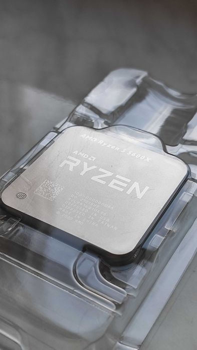 Новий Процесор AMD Ryzen 5 5600X