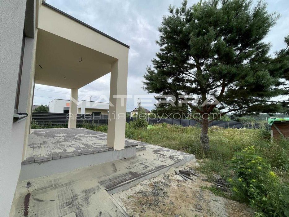 Бобриця продаж будинку 150м2 у стилі Хай-Тек