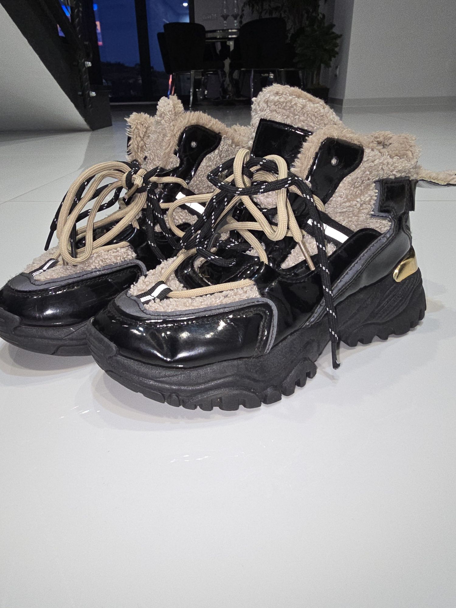 Śniegowce sneakersy adidasy na platformie ocieplane wygodne ciepłe 36